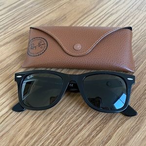 Original Wayfarer Classic Ray-Ban Sunglasses